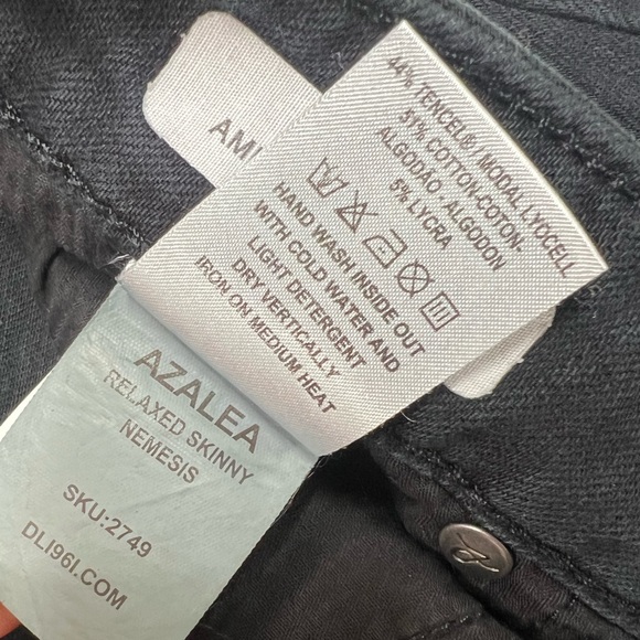 DL1961 Azalea Relaxed Skinny Jean in Nemesis Black Size 28” Distressed REVOLVE - Picture 6 of 13